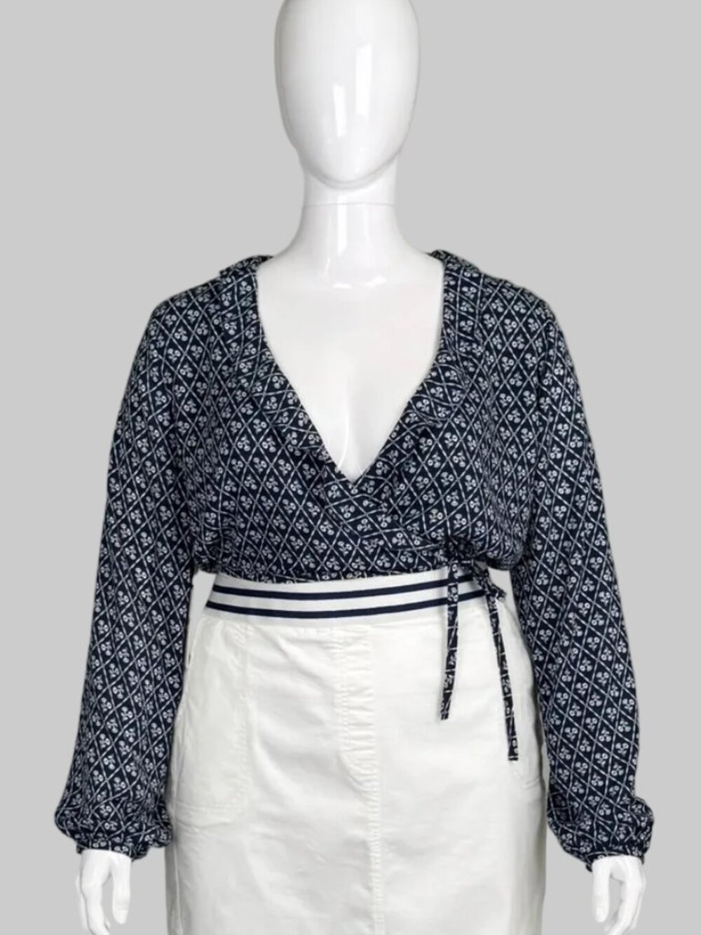 Aritzia Sunday Best Blue Wrap Gigi Blouse - Size L